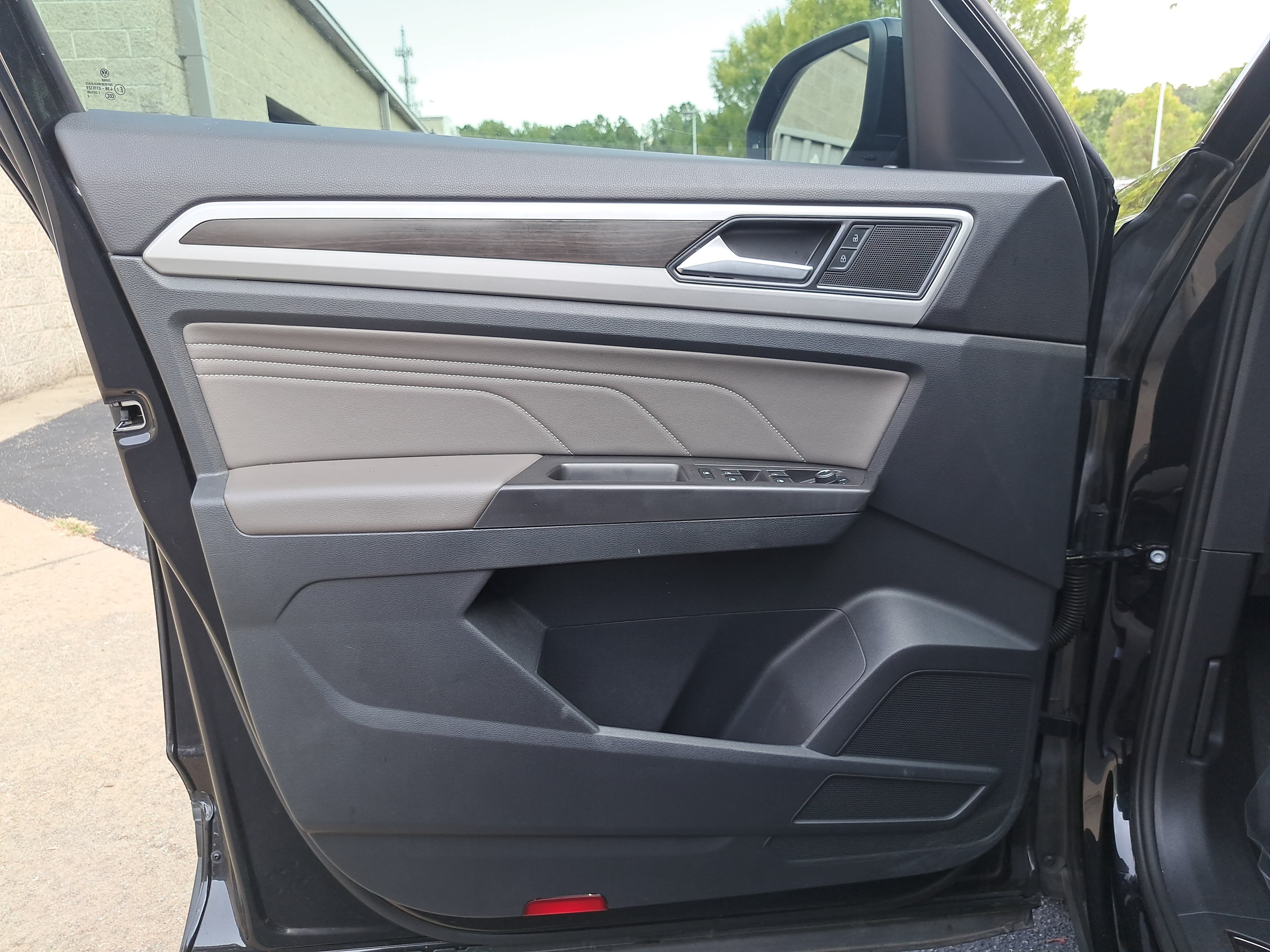 Used 2022 Volkswagen Atlas SE AWD/4WD image 26