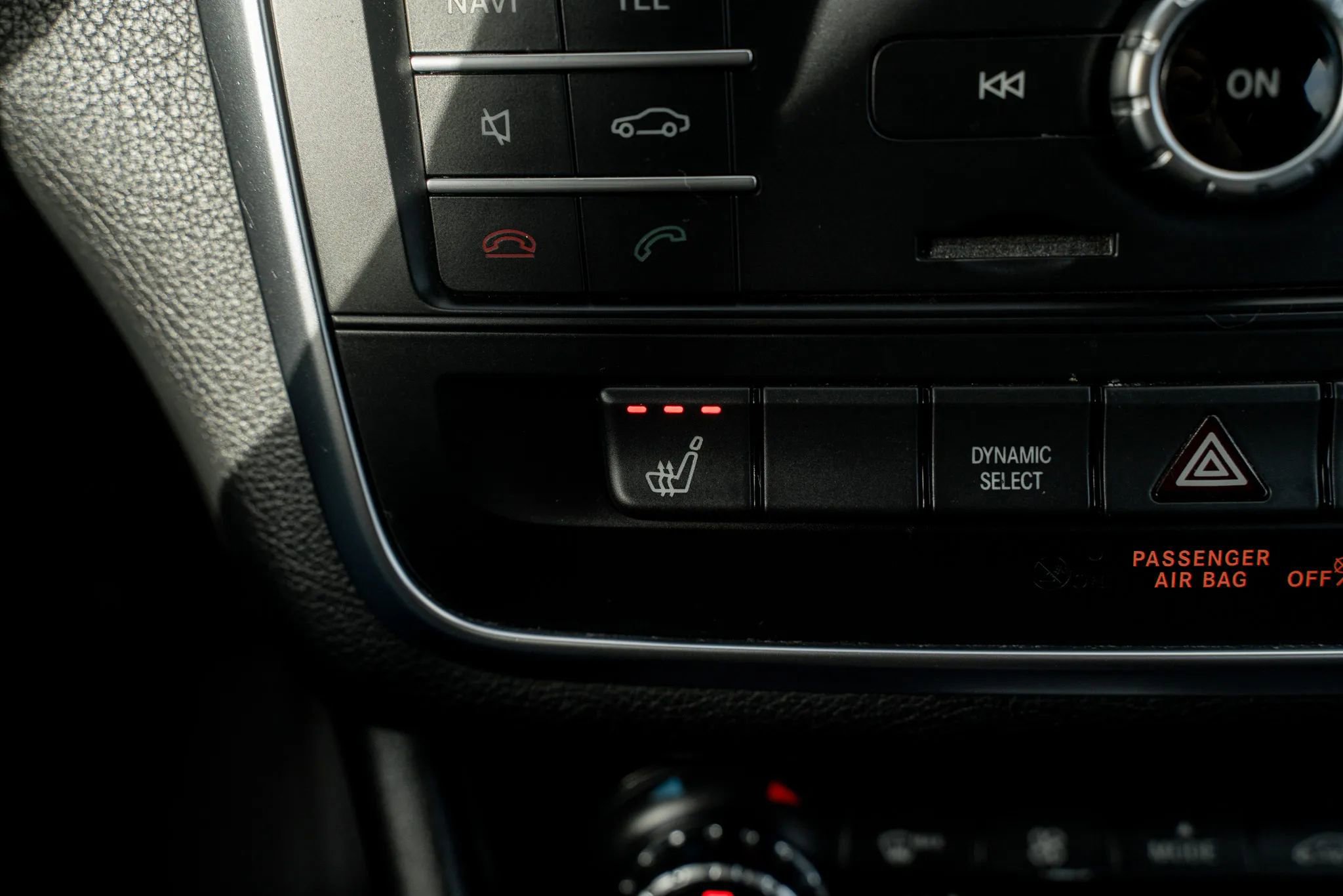 Used 2016 Mercedes-Benz CLA 250 4MATIC image 23