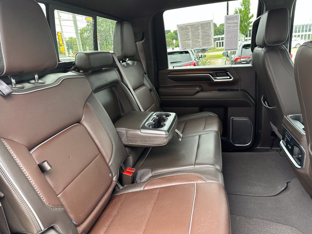 Used 2024 GMC Sierra 2500 Denali w/ Denali Reserve Package AWD/4WD image 22