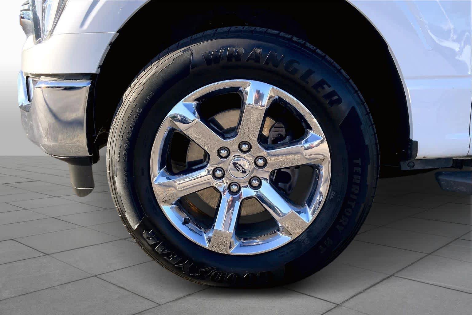 Used 2022 Ford F150 XLT w/ Equipment Group 302A High AWD/4WD image 11