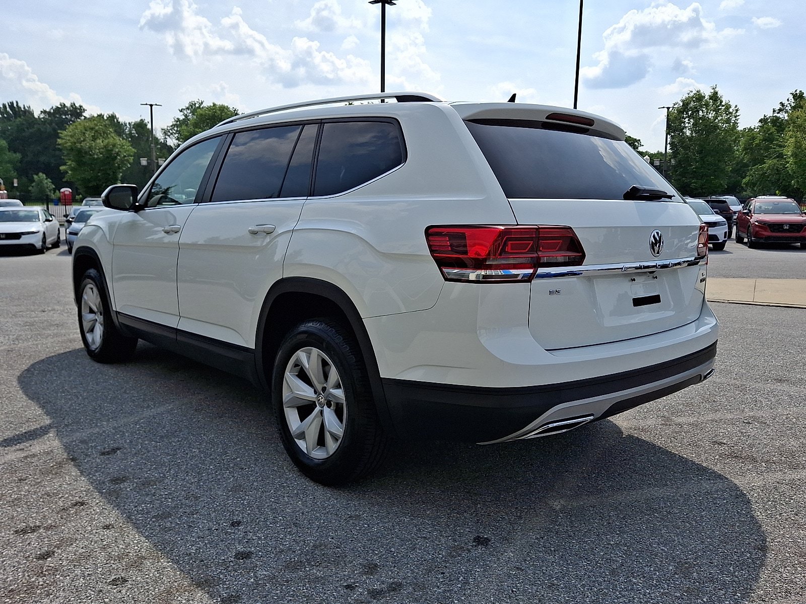 Used 2018 Volkswagen Atlas SE AWD/4WD image 4