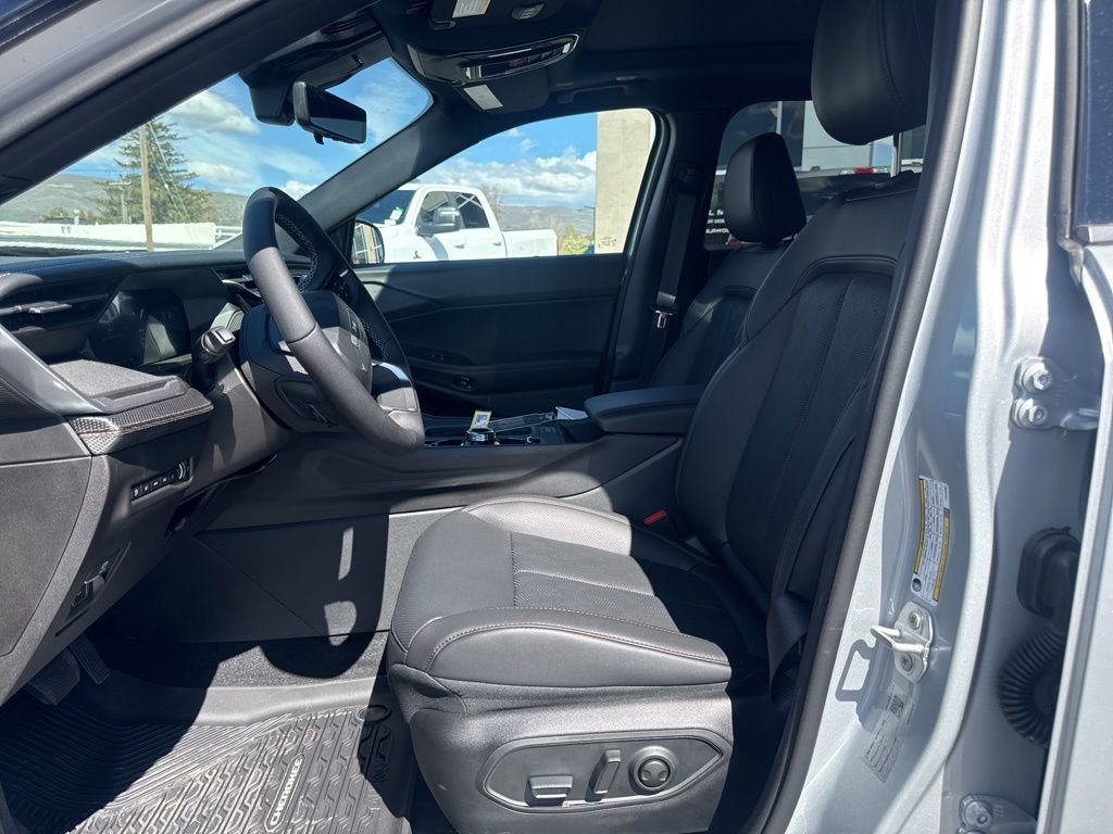 New 2026 Jeep Cherokee Overland AWD/4WD image 9