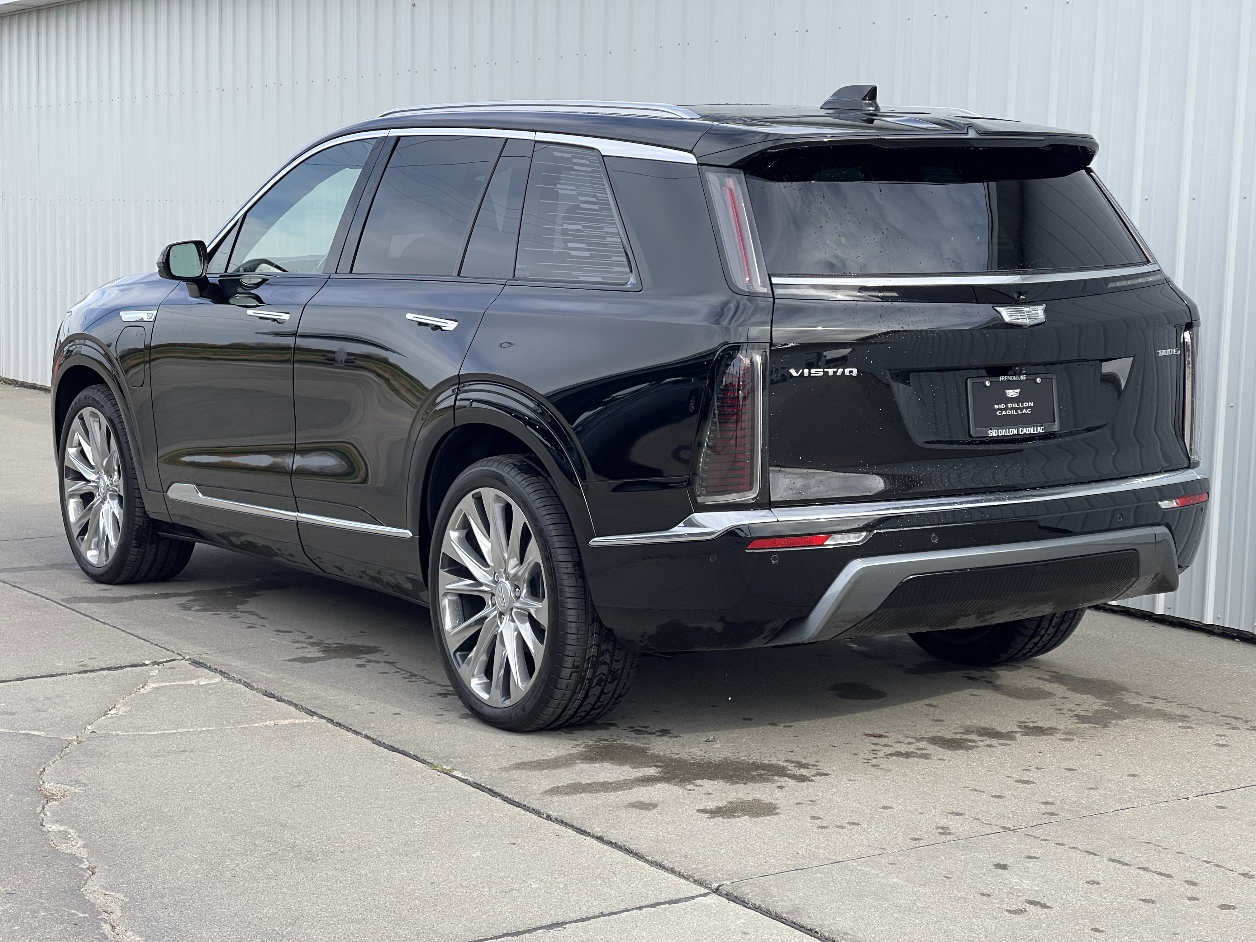 New 2026 Cadillac Vistiq Premium Luxury w/ LPO, Floor Liner Package image 19