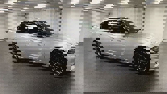 Used 2021 Dodge Charger SXT w/ Blacktop Package image 2