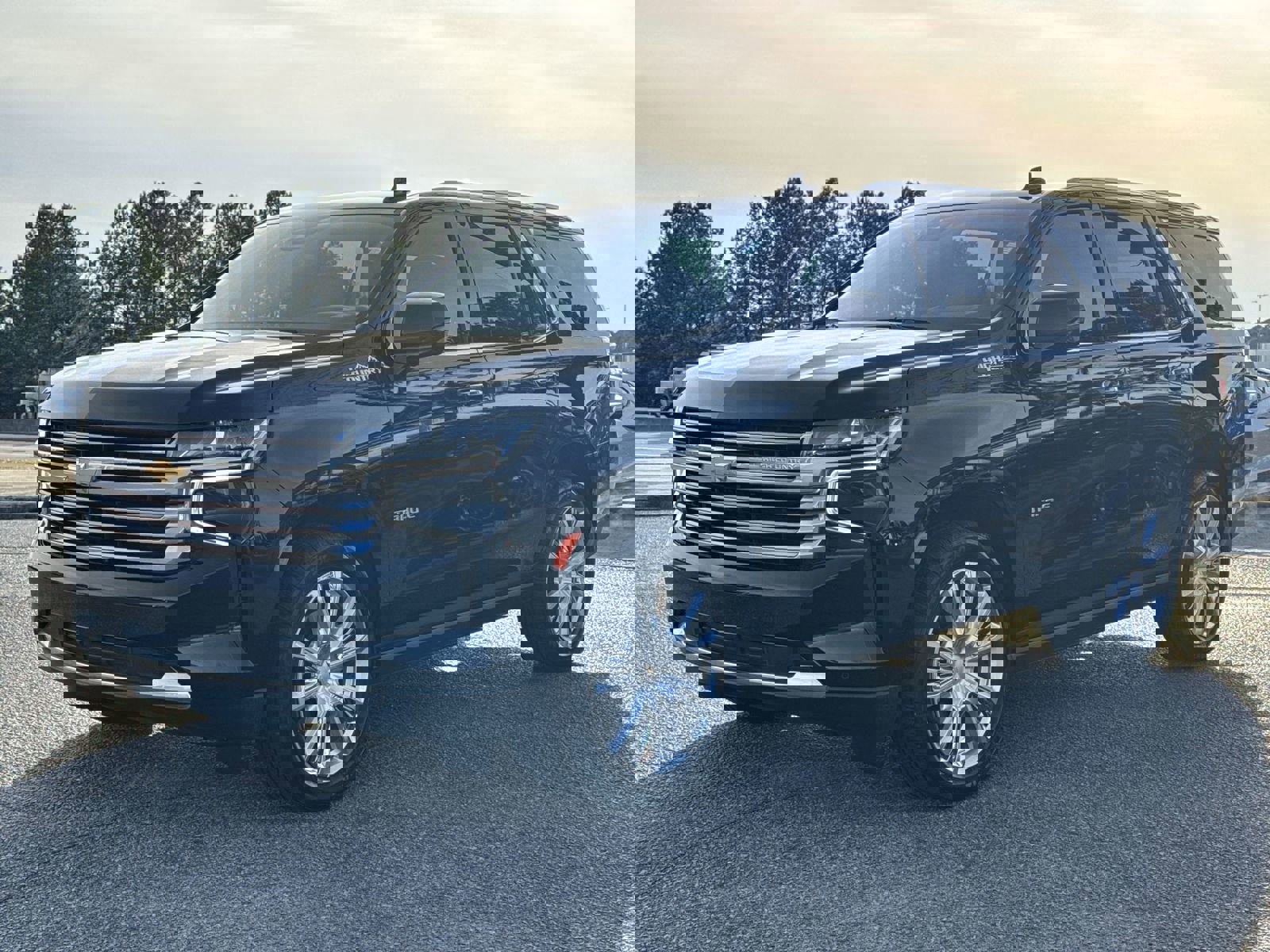 Used 2023 Chevrolet Tahoe High Country w/ Premium Package 2 image 3