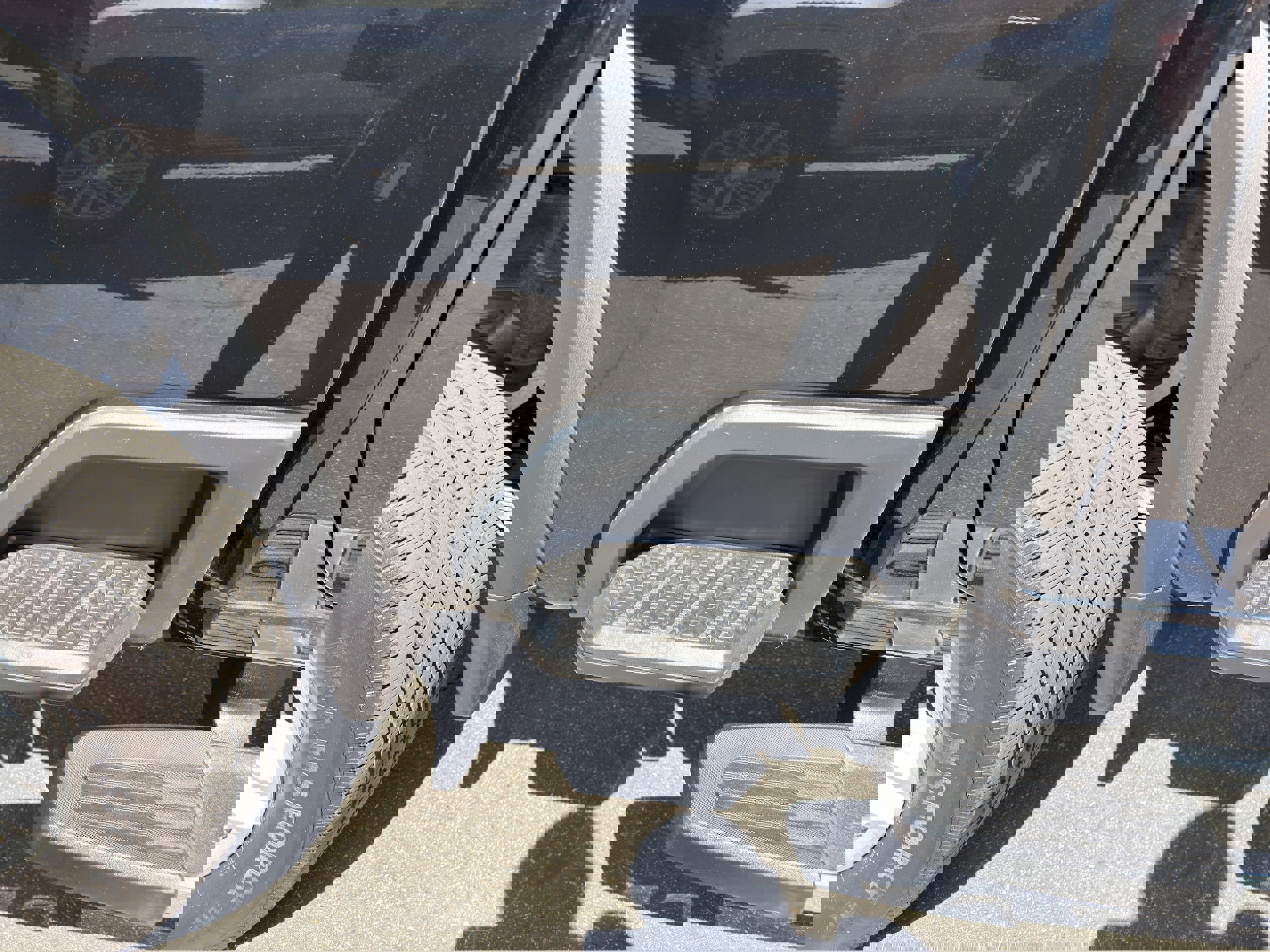 Used 2025 Chevrolet Silverado 2500 LT w/ Convenience Package image 14