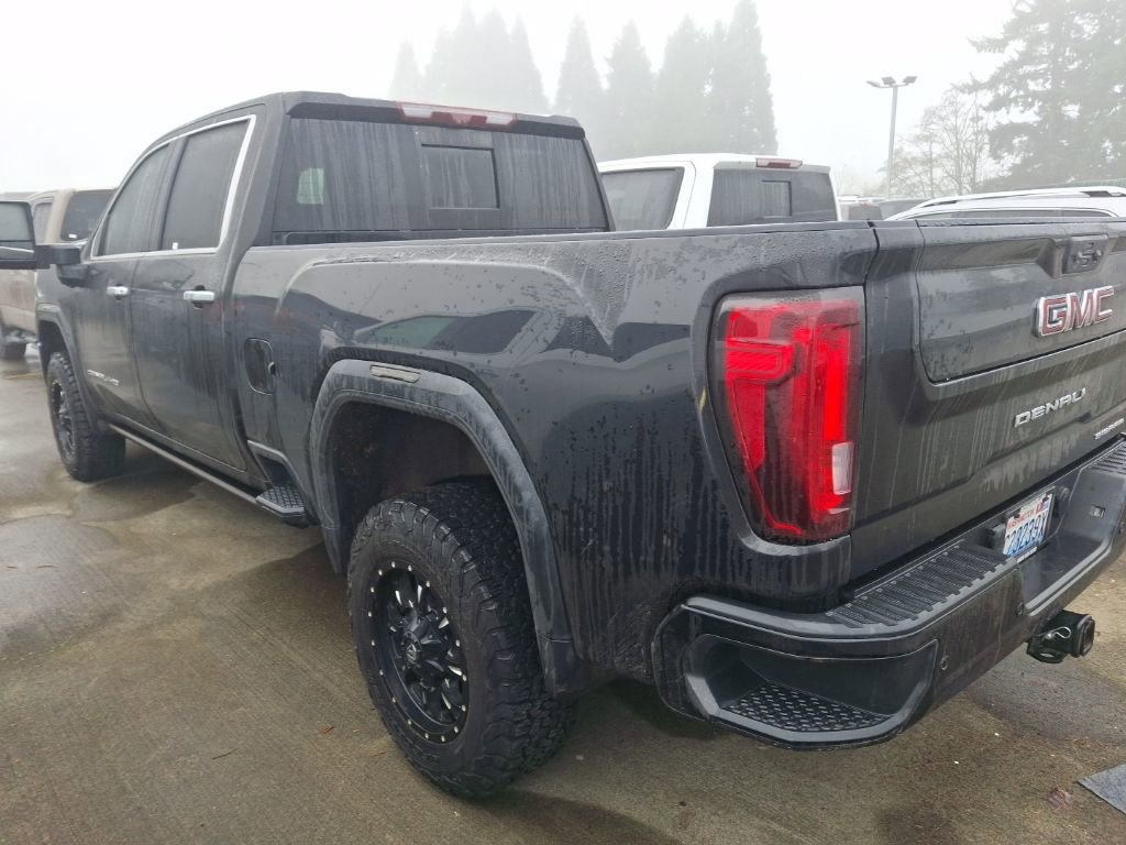 Used 2021 GMC Sierra 3500 Denali w/ Denali Black Diamond Edition image 8