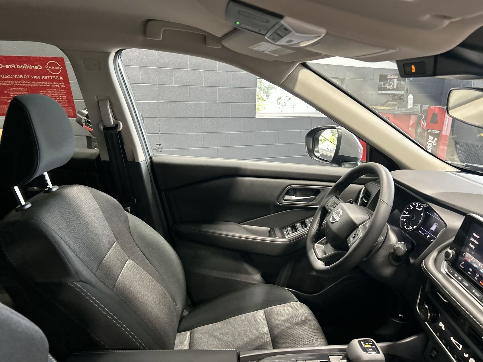 Certified 2026 Nissan Rogue SV w/ Cold Weather Package AWD/4WD image 9