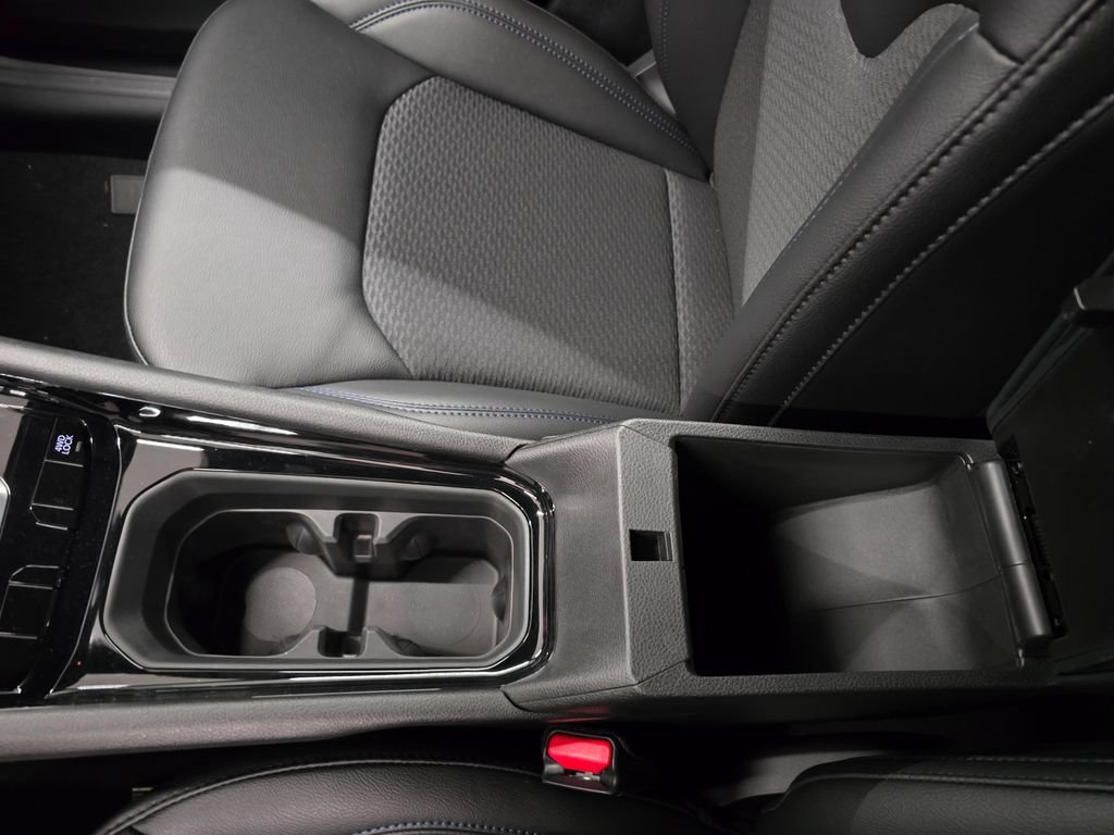 New 2026 Jeep Compass Latitude AWD/4WD image 24