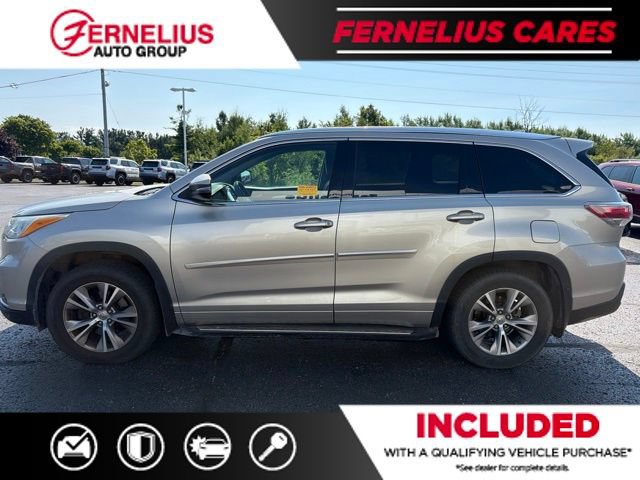Used 2015 Toyota Highlander XLE AWD/4WD image 4