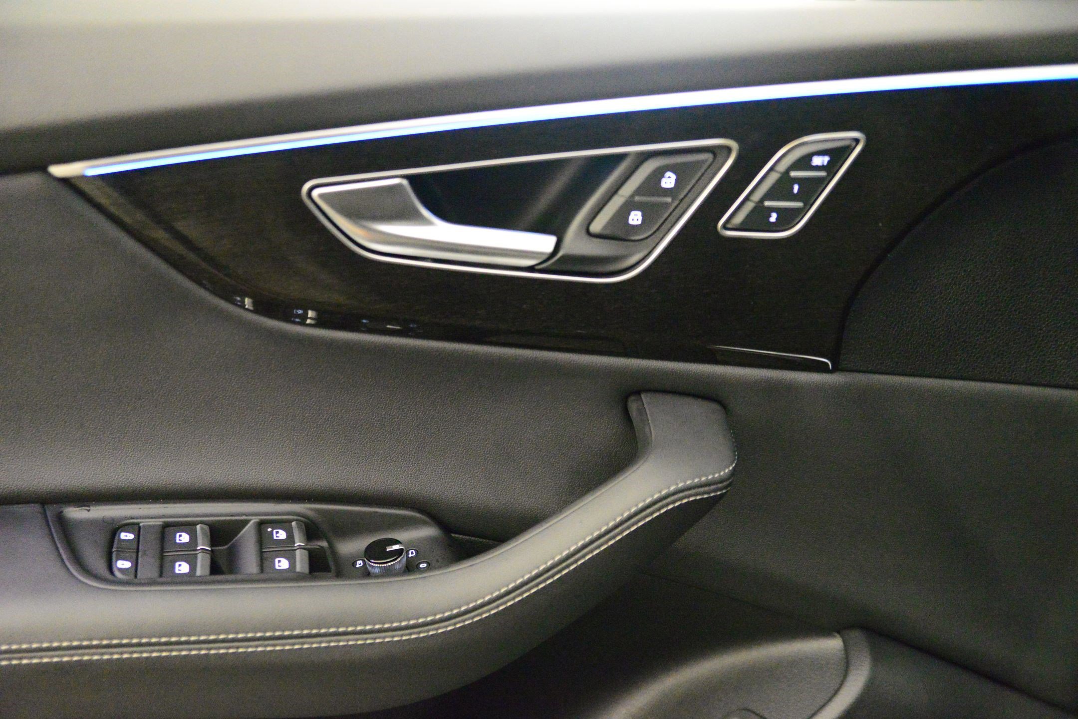 New 2026 Audi Q8 Premium Plus image 23