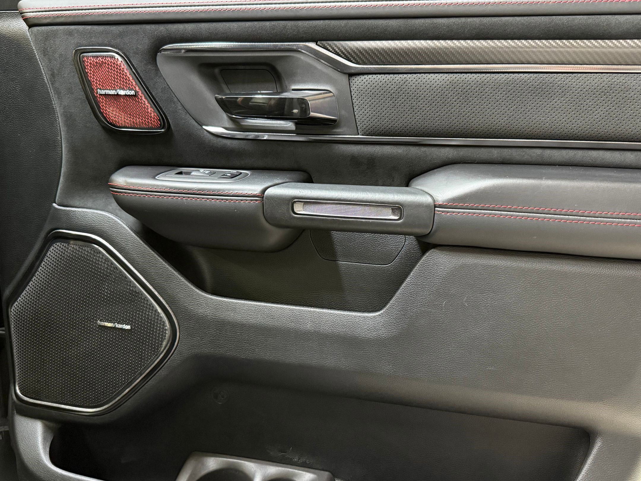 Used 2021 RAM 1500 TRX w/ TRX Lanuch Edition image 59