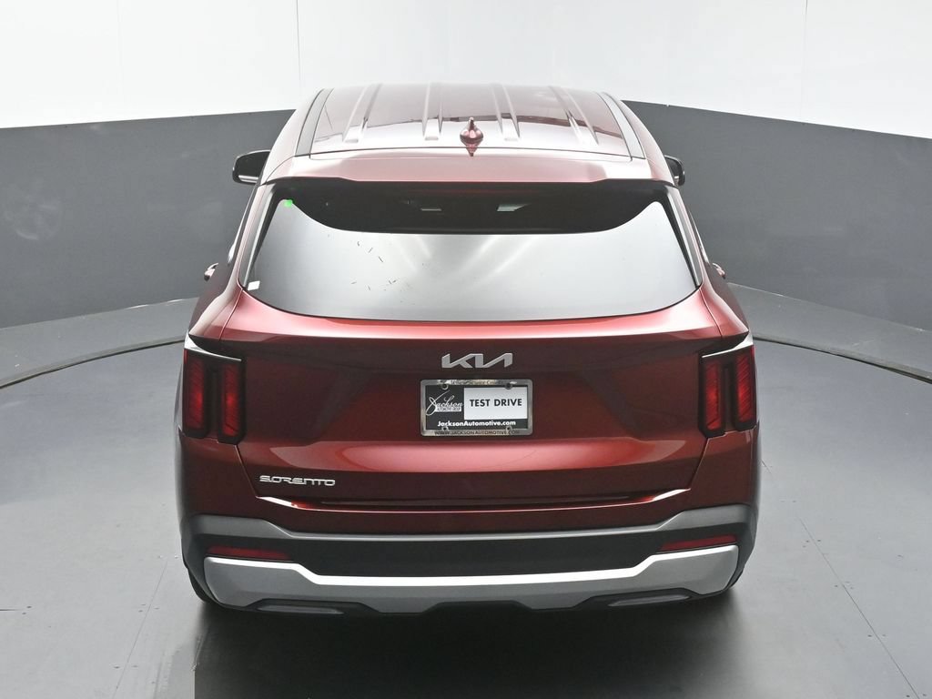 Used 2025 Kia Sorento LX FWD image 46