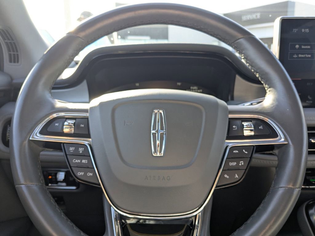 Used 2022 Lincoln Nautilus Reserve w/ Luxury Package image 23