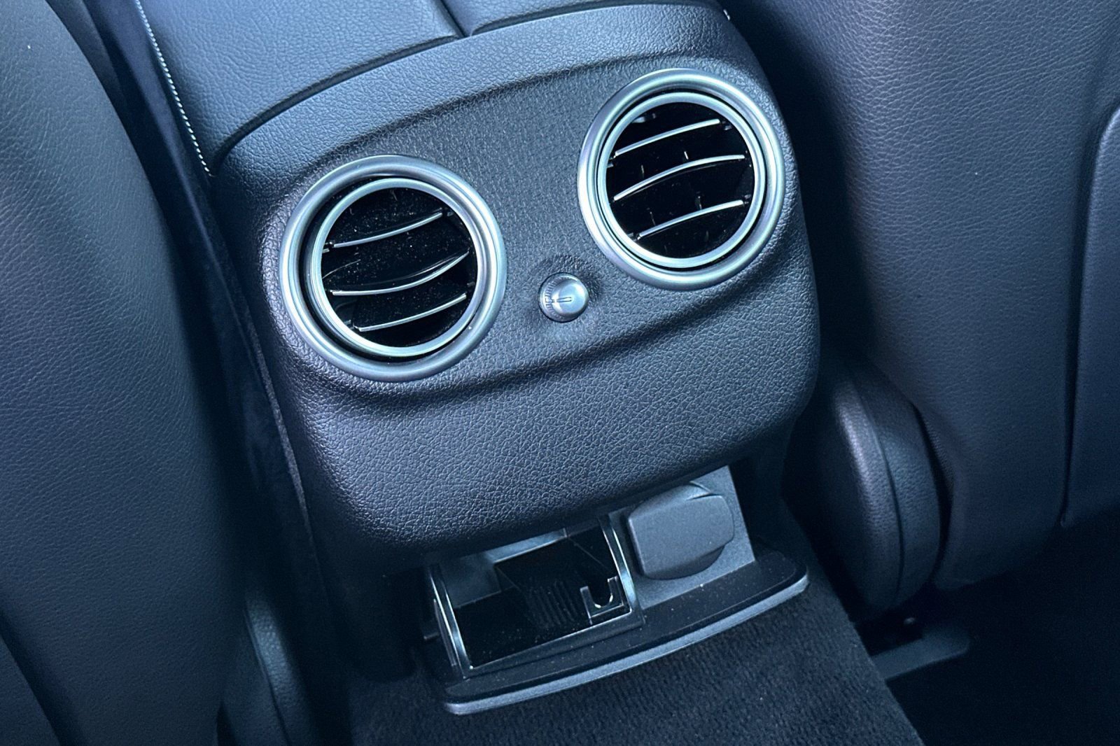 Certified 2022 Mercedes-Benz E 350 Sedan image 33