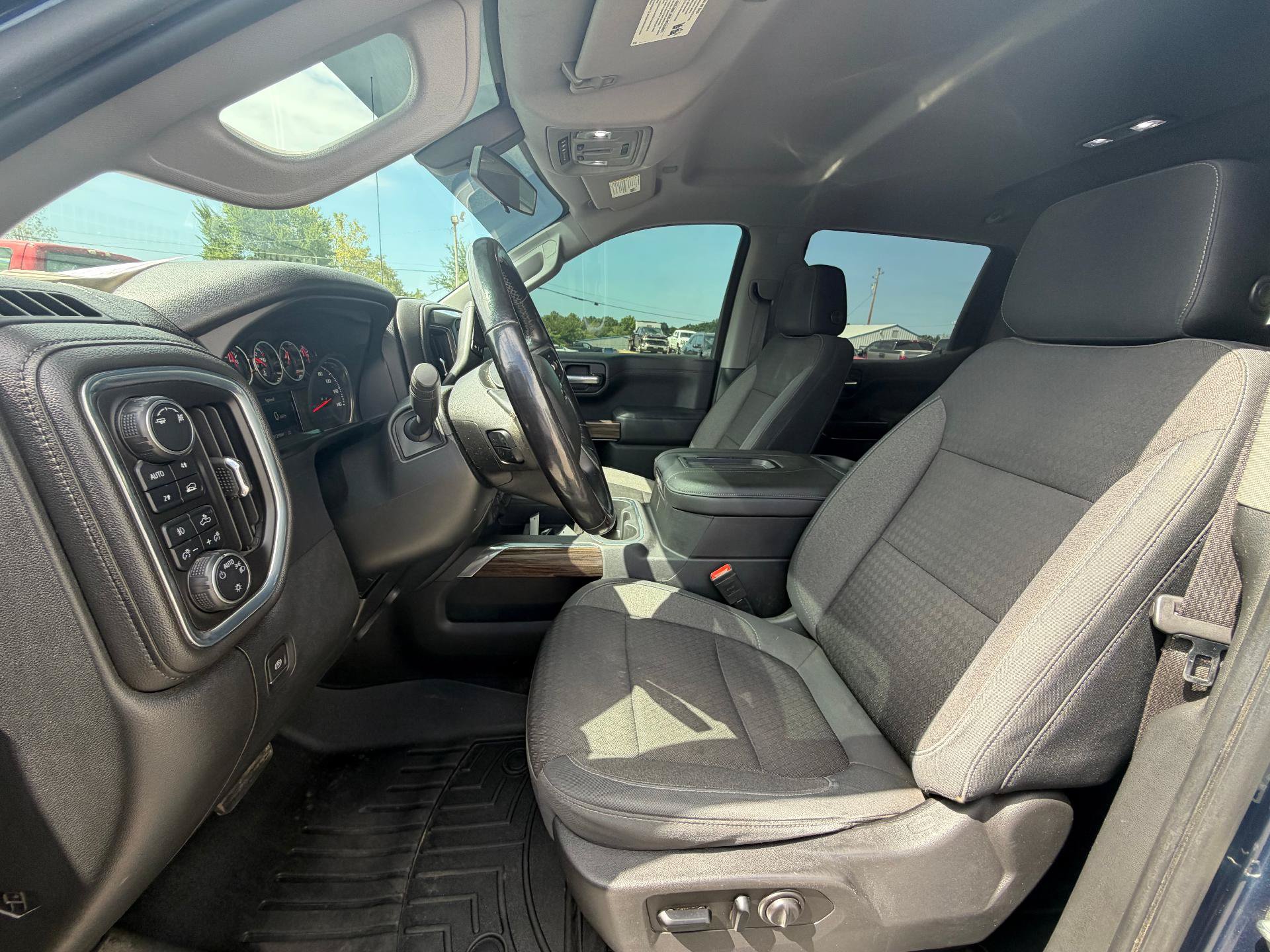 Used 2019 Chevrolet Silverado 1500 RST w/ All-Star Edition AWD/4WD image 9