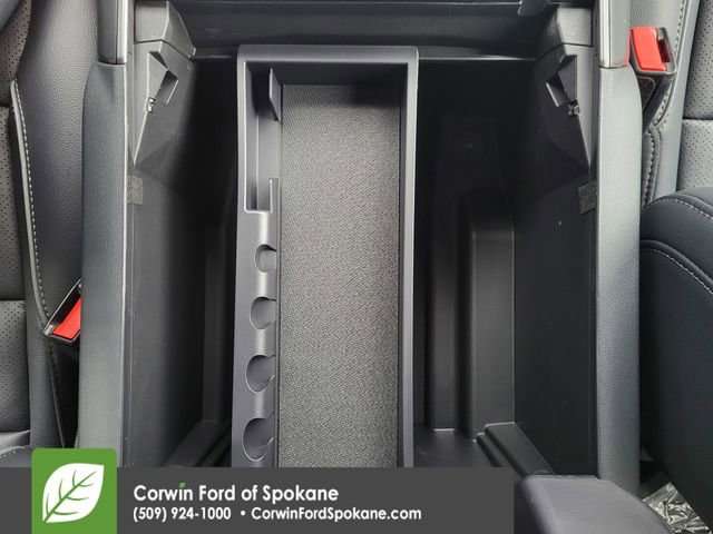 New 2025 Ford F150 Lariat w/ Equipment Group 502A High image 34