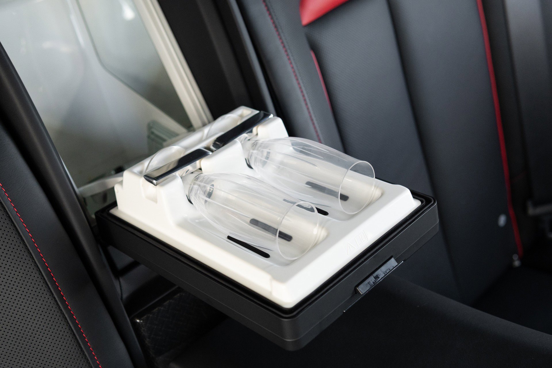 Used 2022 Rolls-Royce Cullinan Black Badge w/ Dark Exterior Package AWD/4WD image 71