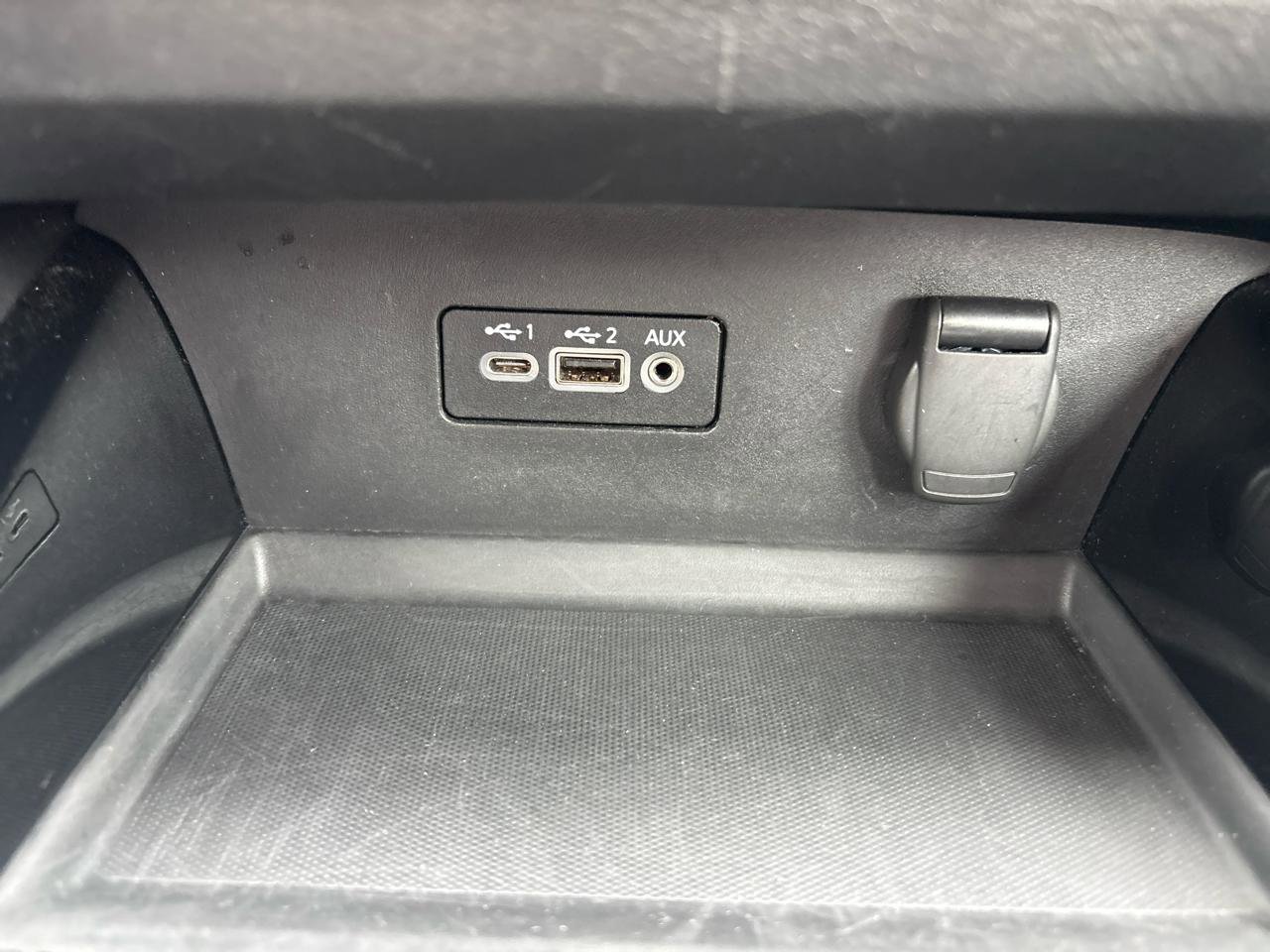 Used 2024 Nissan Altima 2.5 SV FWD image 14