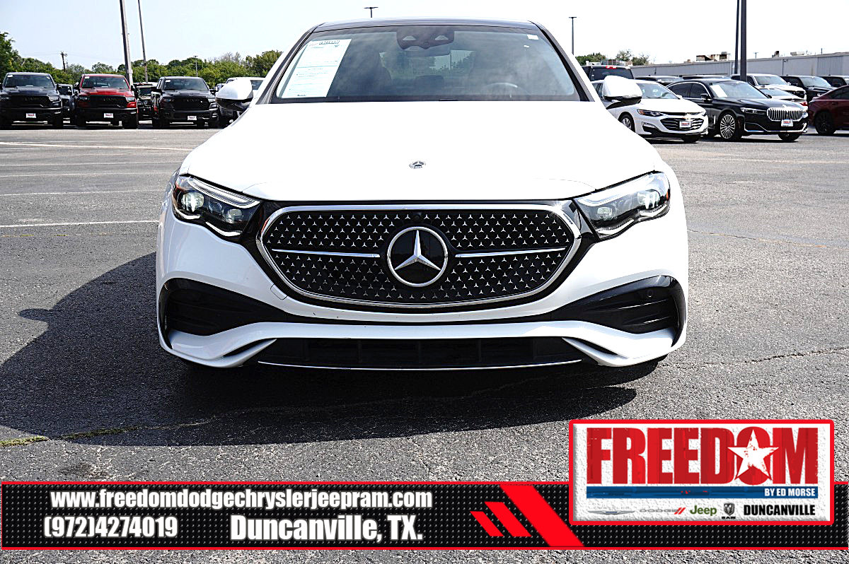 Used 2025 Mercedes-Benz E 350 Sedan image 8