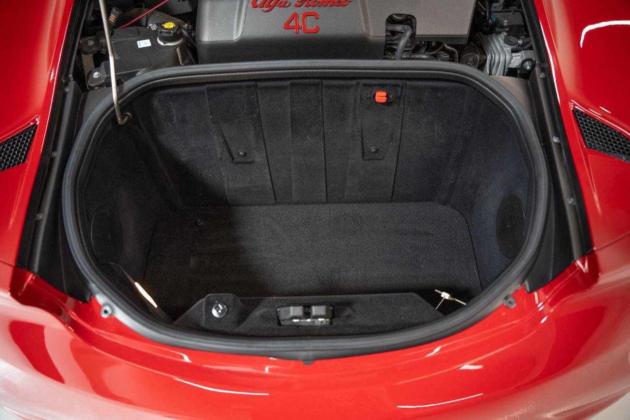 Used 2018 Alfa Romeo 4C Spider image 66