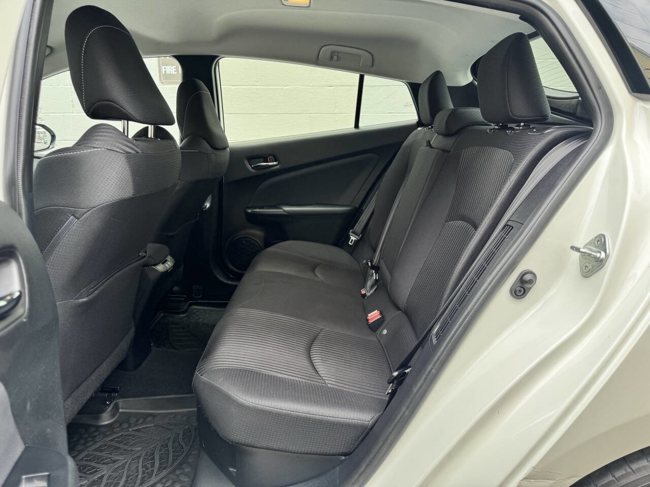 Used 2020 Toyota Prius Prime LE FWD image 20