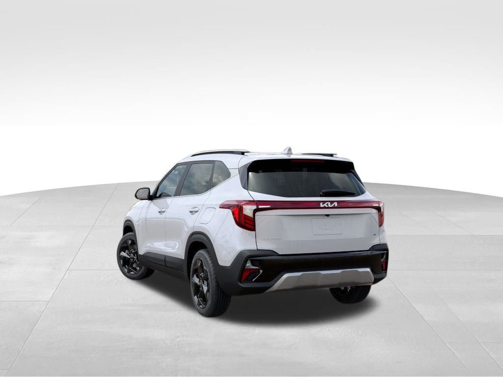 New 2026 Kia Seltos EX image 4