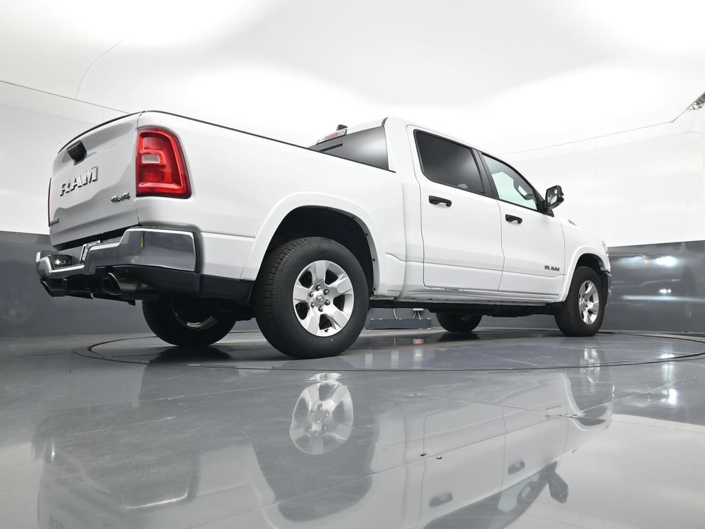 Used 2025 RAM 1500 Big Horn AWD/4WD image 23