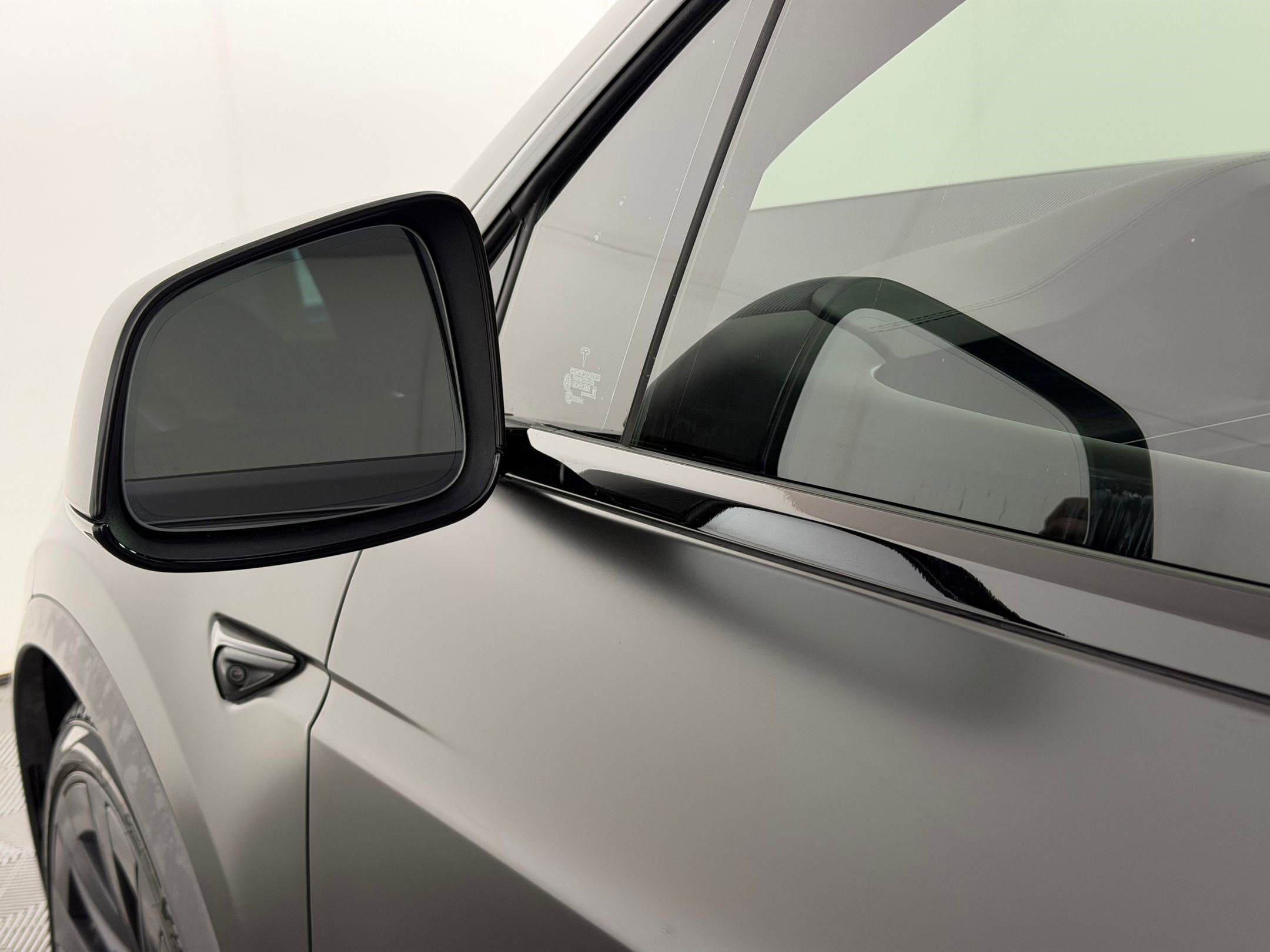 Used 2022 Tesla Model X image 20