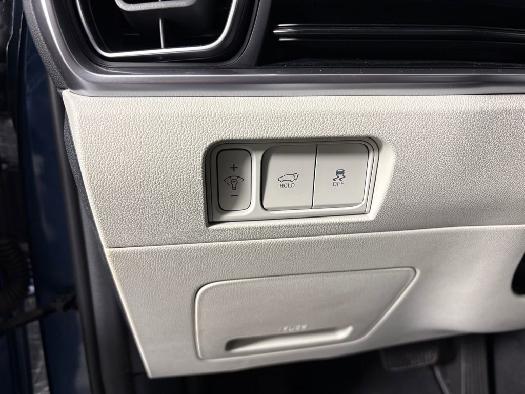 Used 2025 Kia Sorento EX image 15