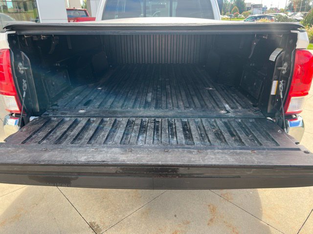 Used 2016 Toyota Tacoma SR5 AWD/4WD image 30