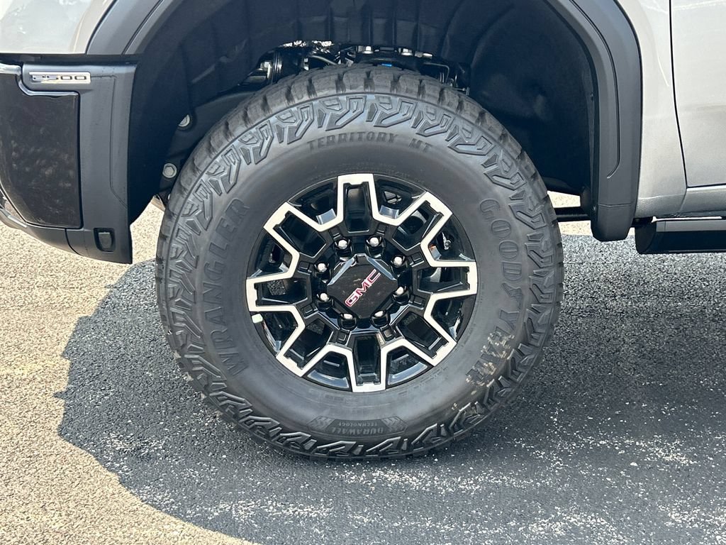 New 2026 GMC Sierra 2500 AT4X AWD/4WD image 12