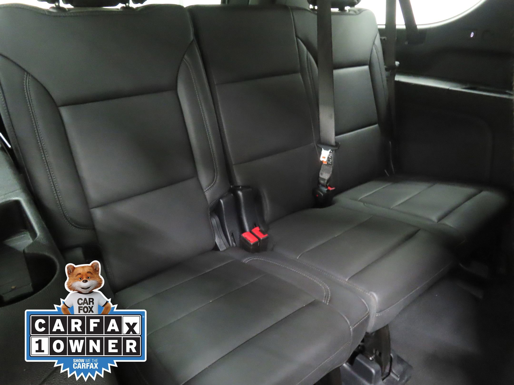 Used 2025 Chevrolet Suburban Z71 AWD/4WD image 23