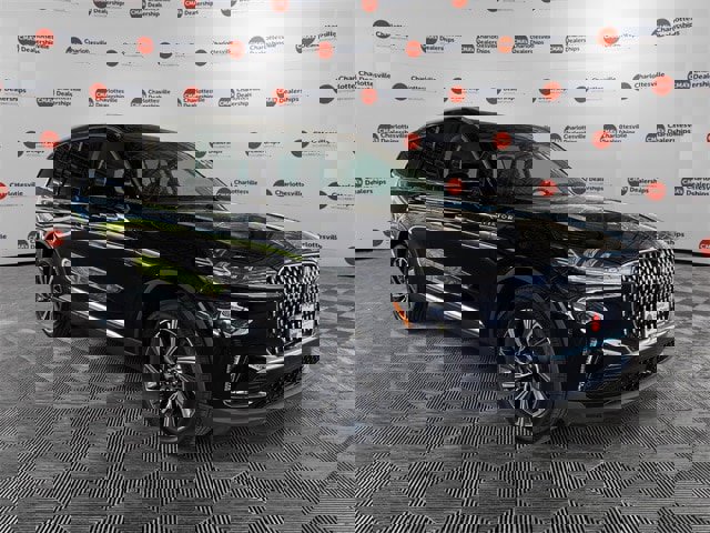 New 2025 Lincoln Aviator AWD image 7