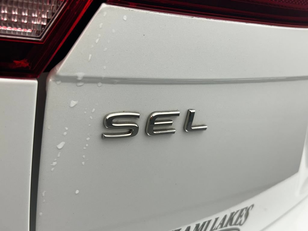 Used 2023 Volkswagen Tiguan SEL R-Line AWD/4WD image 42