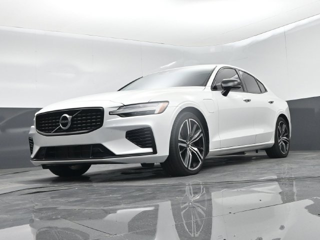 Used 2021 Volvo S60 T8 R-Design Expression w/ Premium Package AWD/4WD image 48
