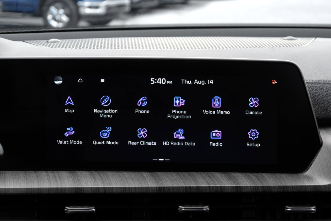 Used 2024 Kia Telluride EX w/ EX Captain's Chair Package image 28