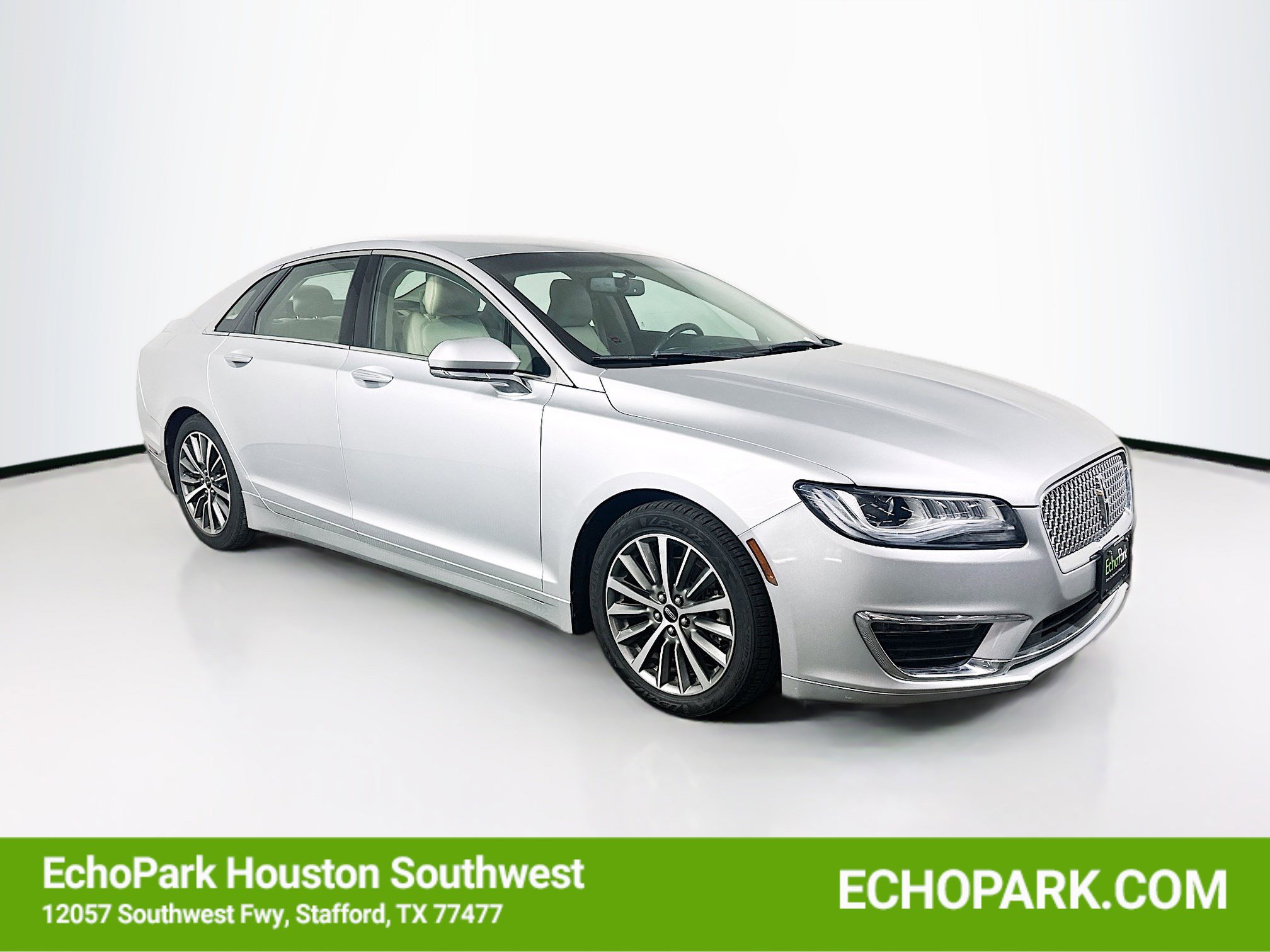 Used 2018 Lincoln MKZ Premiere FWD image 1