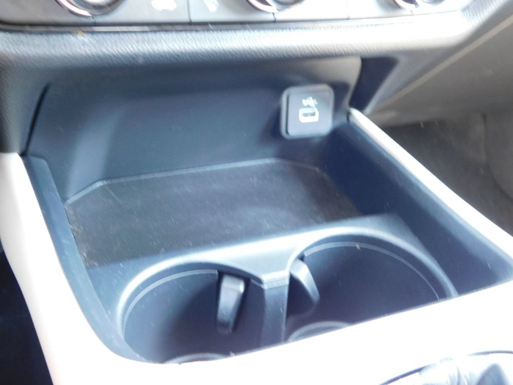 Certified 2024 Honda HR-V LX image 33