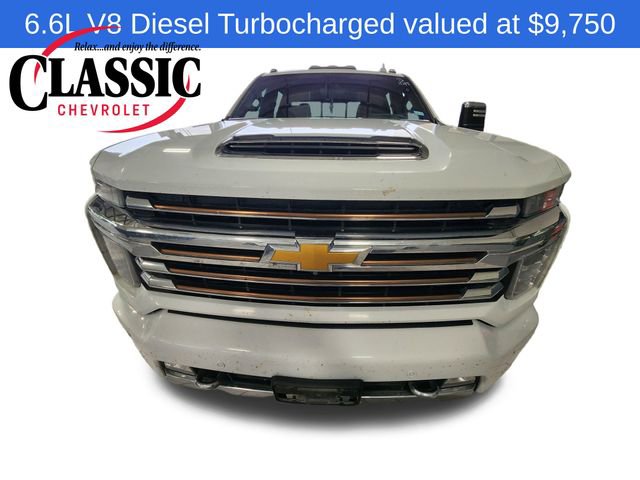 Used 2023 Chevrolet Silverado 2500 High Country image 3