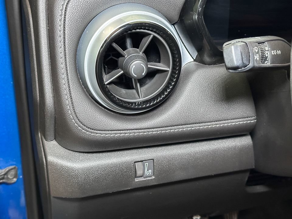 Used 2023 Chevrolet Colorado LT image 25