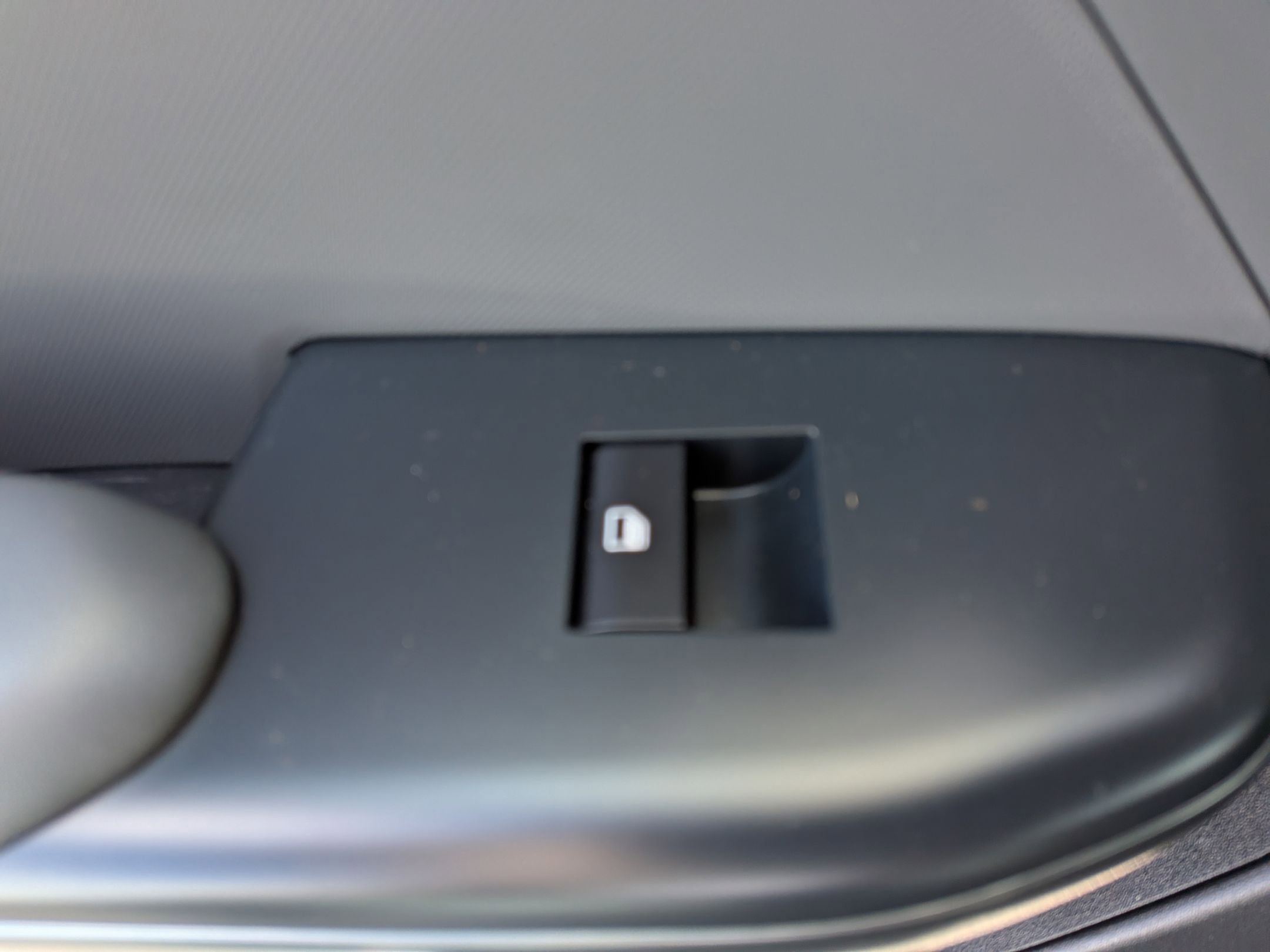 Used 2025 Kia K4 LXS image 28