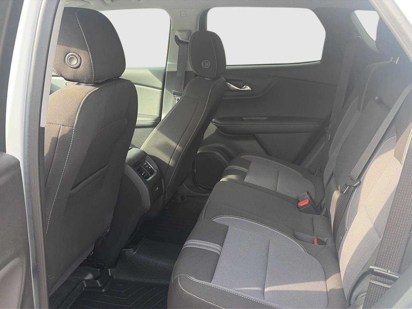 Used 2023 Chevrolet Blazer LT w/ Convenience Package AWD/4WD image 45