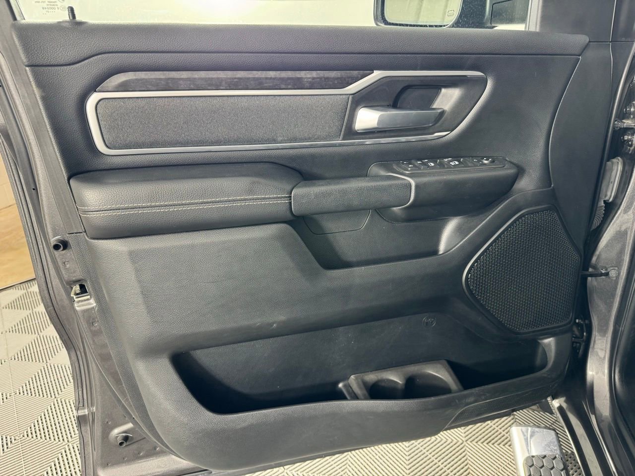 Used 2021 RAM 1500 Big Horn image 14