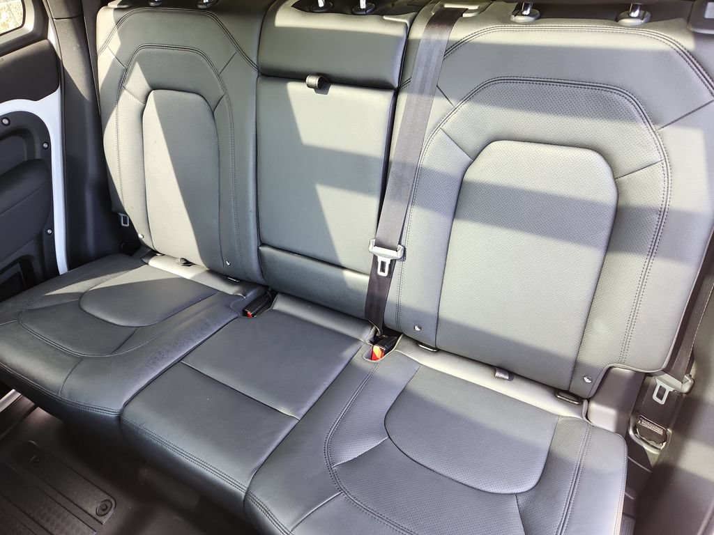 Used 2023 Land Rover Defender 110 S AWD/4WD image 24