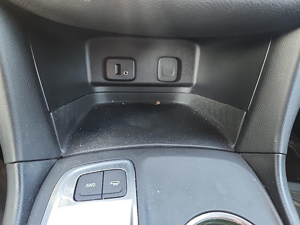 Certified 2018 Chevrolet Equinox LT AWD/4WD image 23