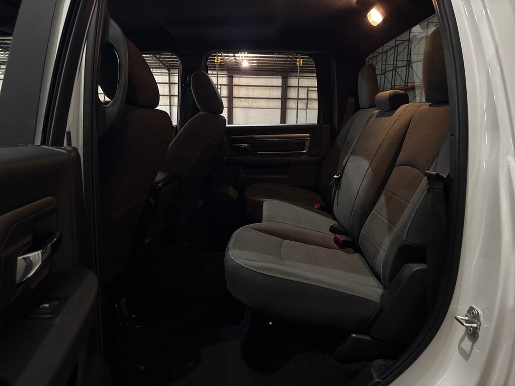 Used 2024 RAM 1500 Warlock RWD image 15
