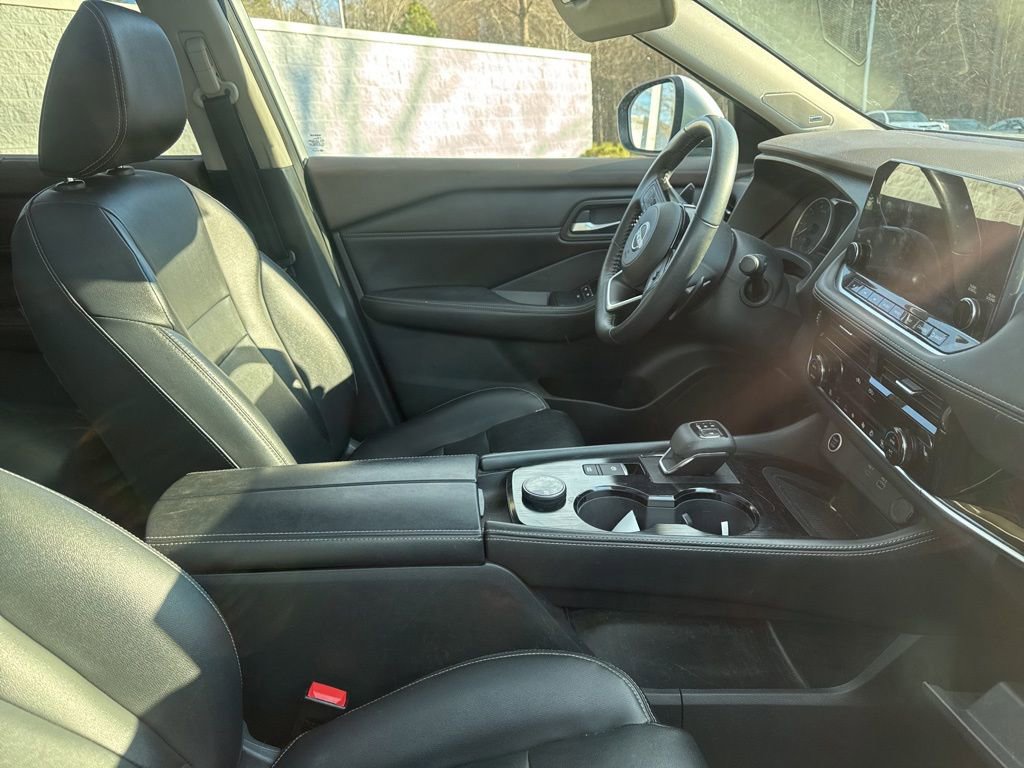 Used 2022 Nissan Rogue SL w/ SL Premium Package image 13