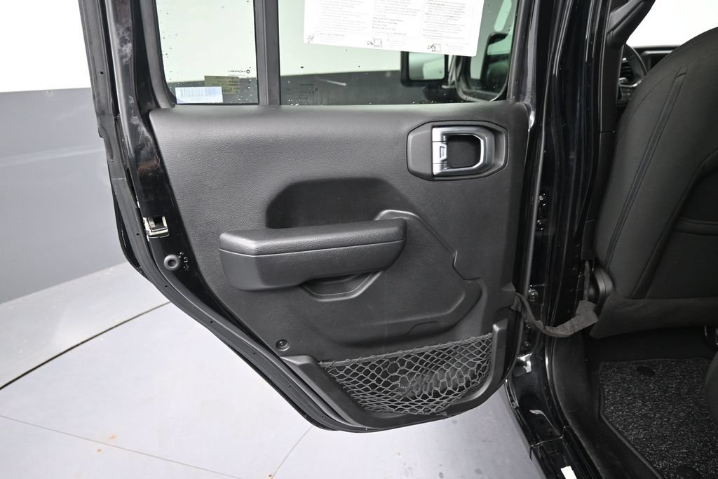 Used 2023 Jeep Gladiator Sport AWD/4WD image 25