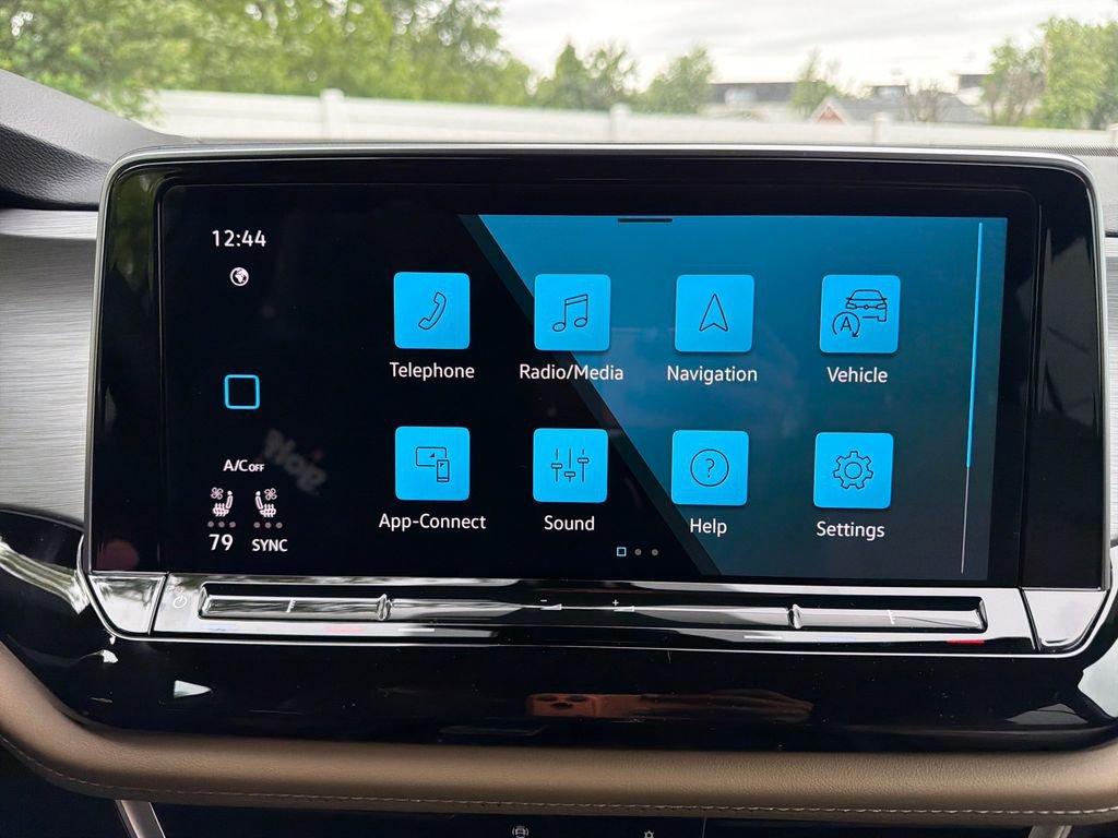 New 2026 Volkswagen Atlas Cross Sport SE AWD/4WD image 20